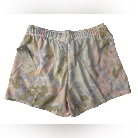 Adidas Girls Shorts - Picture 2 of 6